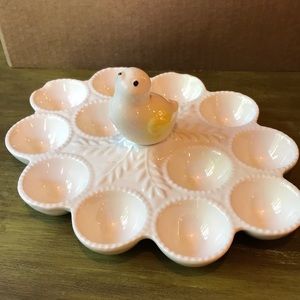 California Pottery vintage egg holder. Excellent condition.